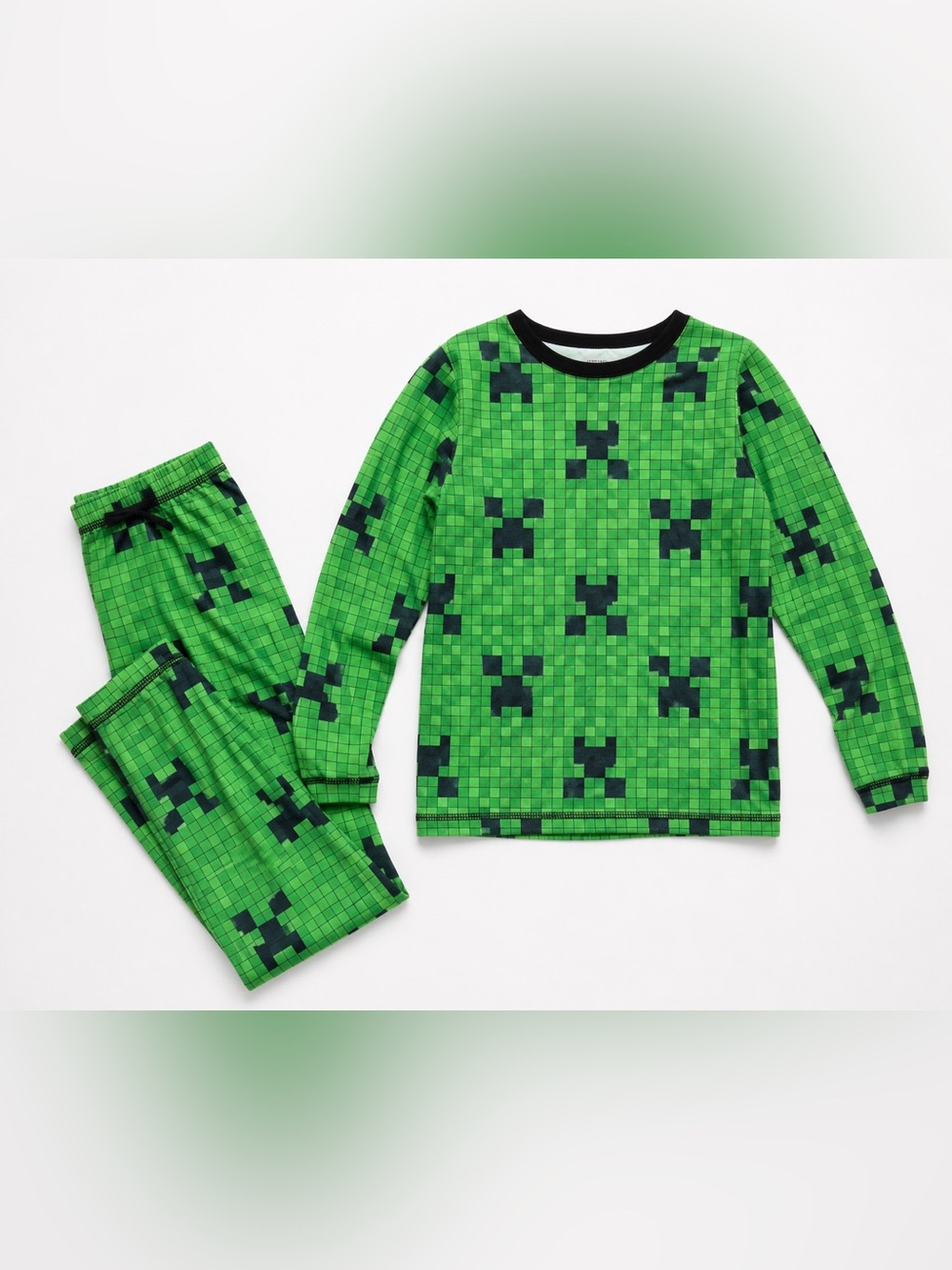 Minecraft‎ long pajamas size small